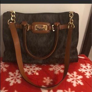 Michael Kors Classic handbag